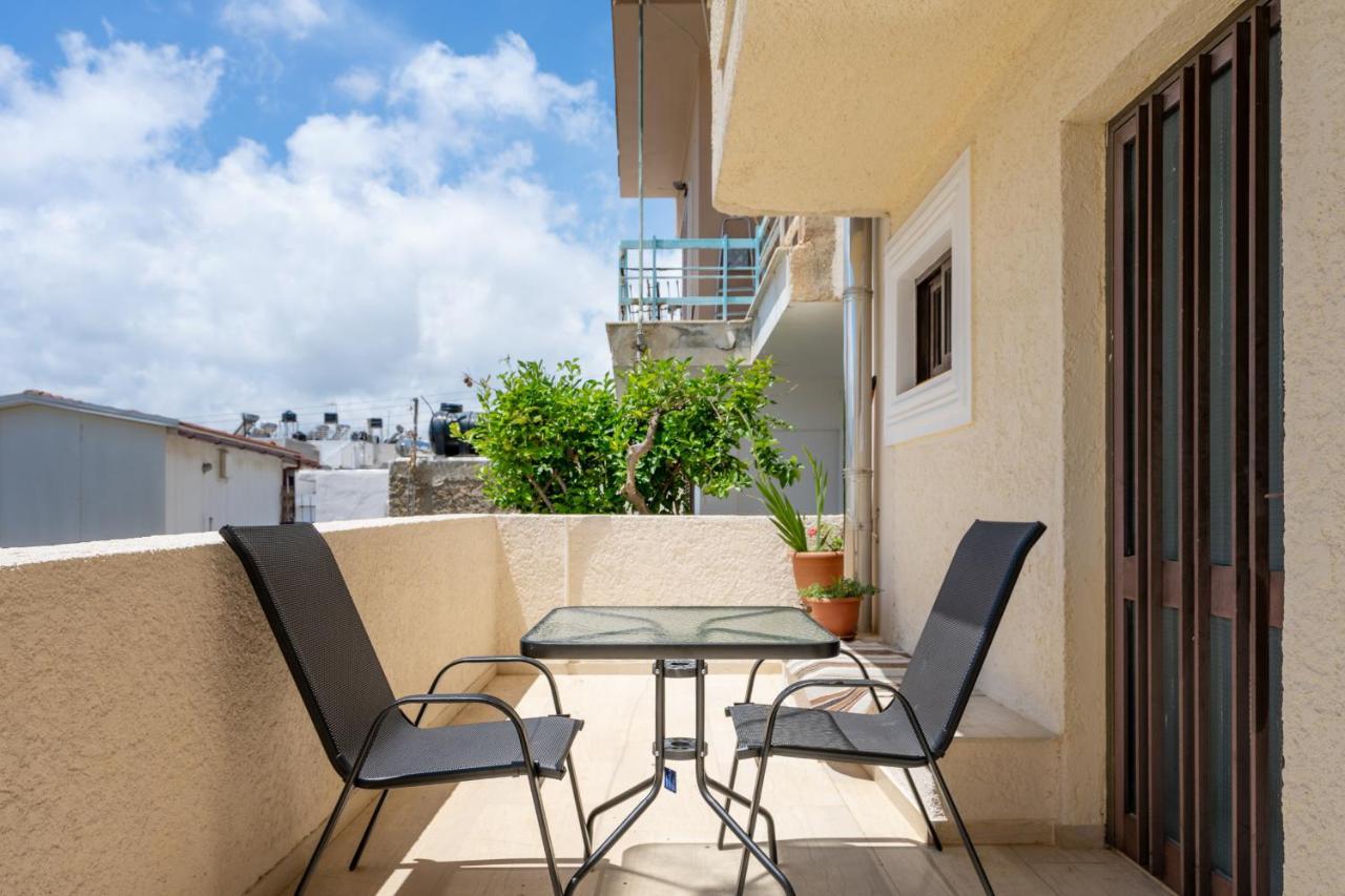 Cozy Apartment Sitia  Bagian luar foto